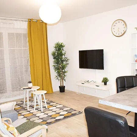 Superbe Appartement Entre Paris Et Disneyland Gagny Exterior photo